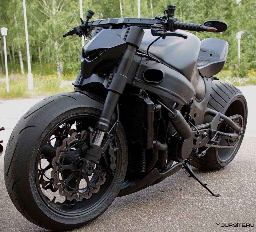 Suzuki Hayabusa стритфайтер