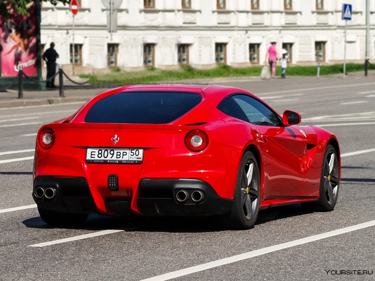 Ferrari f12 Россия