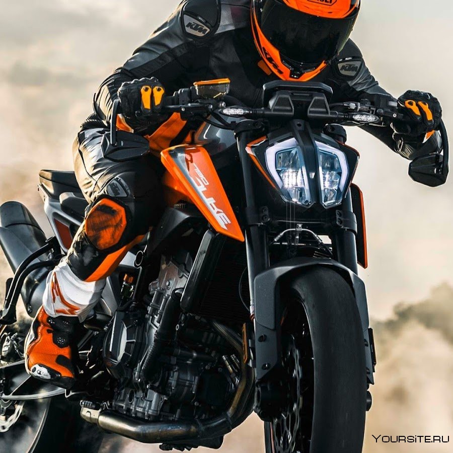 KTM Duke 790