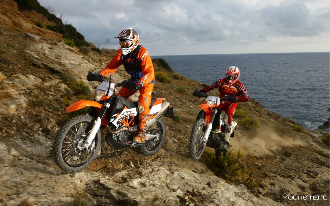 KTM Enduro 250 в горах