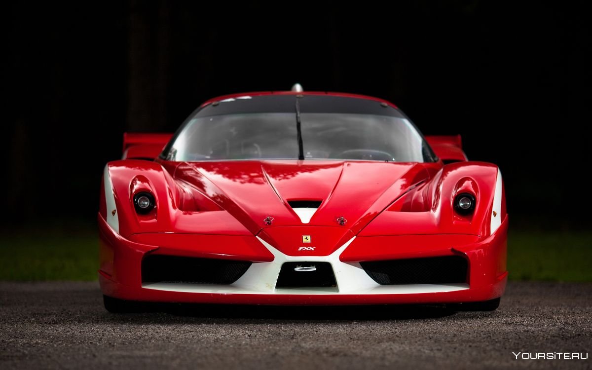 Ferrari FXX красная