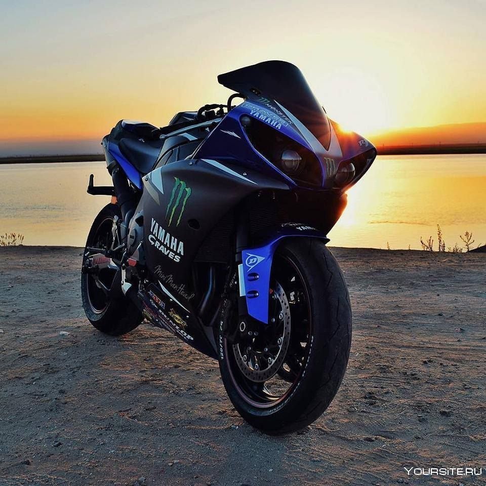 Спортбайк Yamaha