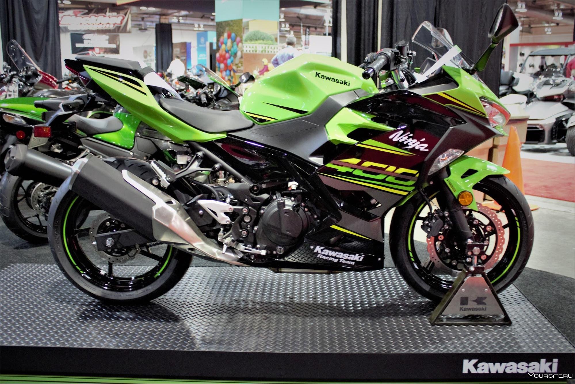 Кавасаки ниндзя 400. Kawasaki Ninja 400 Street. Kawasaki Ninja 400 Custom. Кавасаки ниндзя 400 2014. Kawasaki ninja разгон до 100