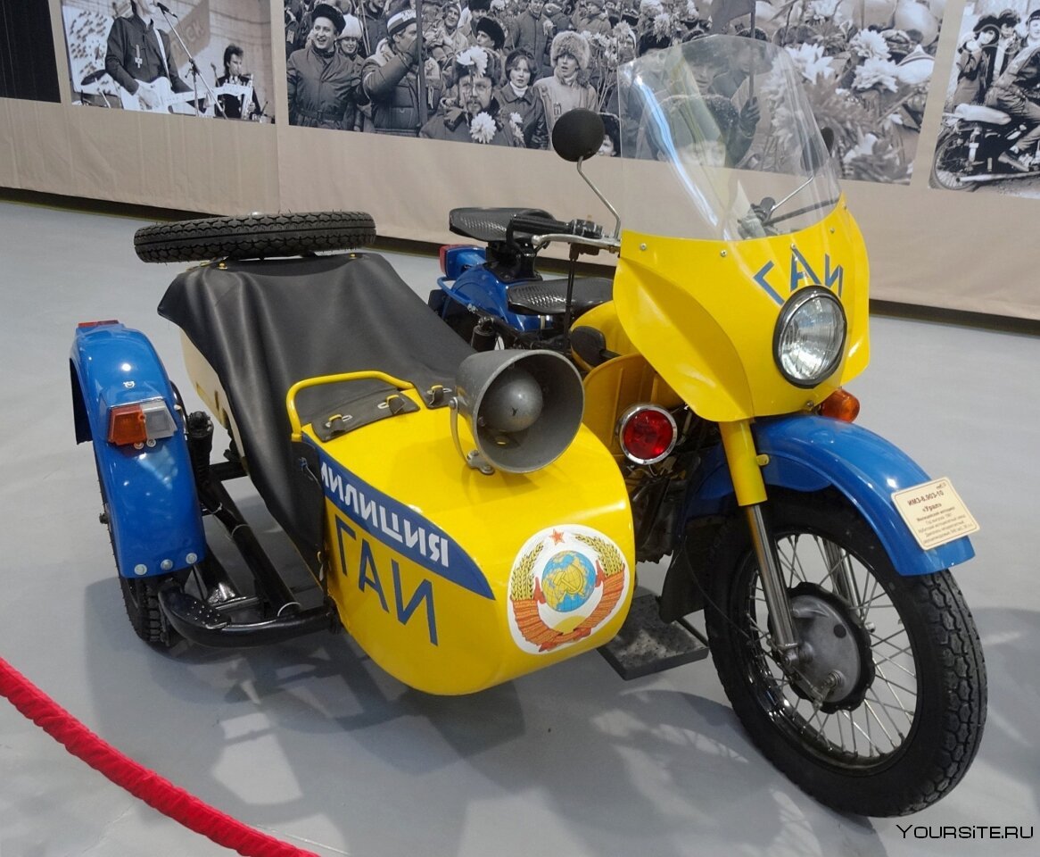 Мотоцикл Урал милицейский