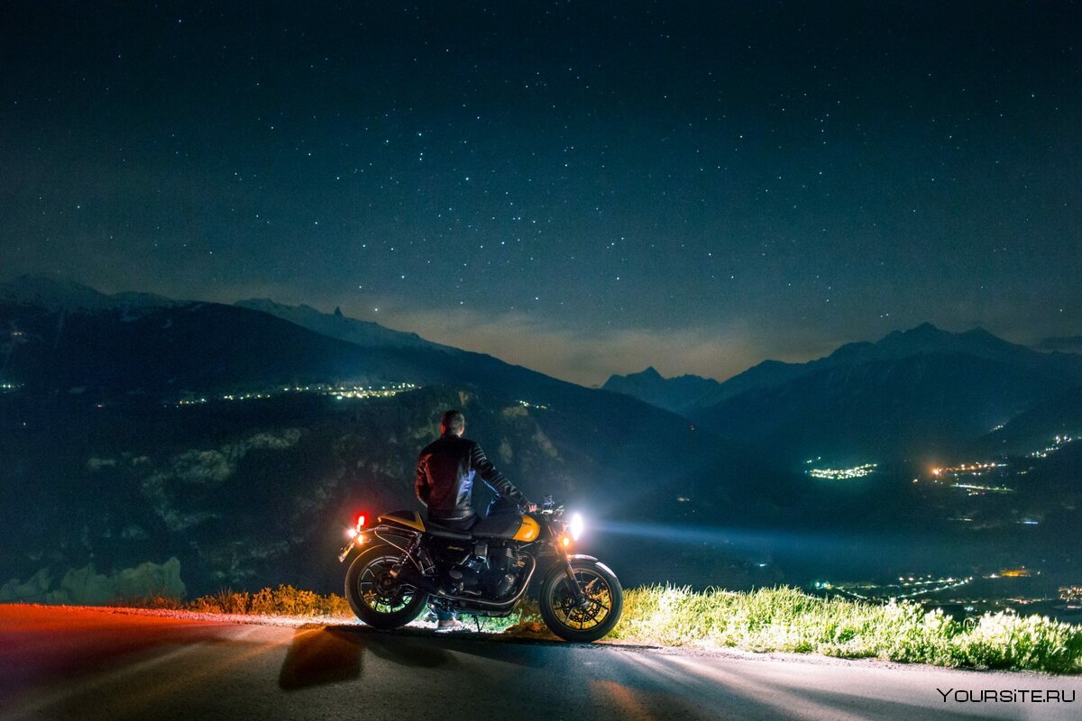Мотоцикл ночь дорога