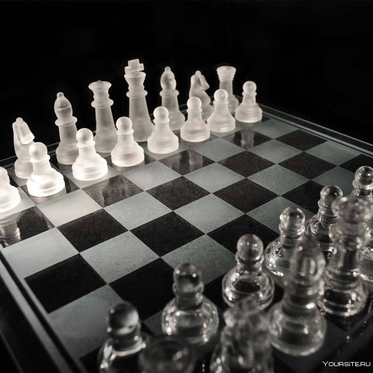 Glass Chess Set шахматы