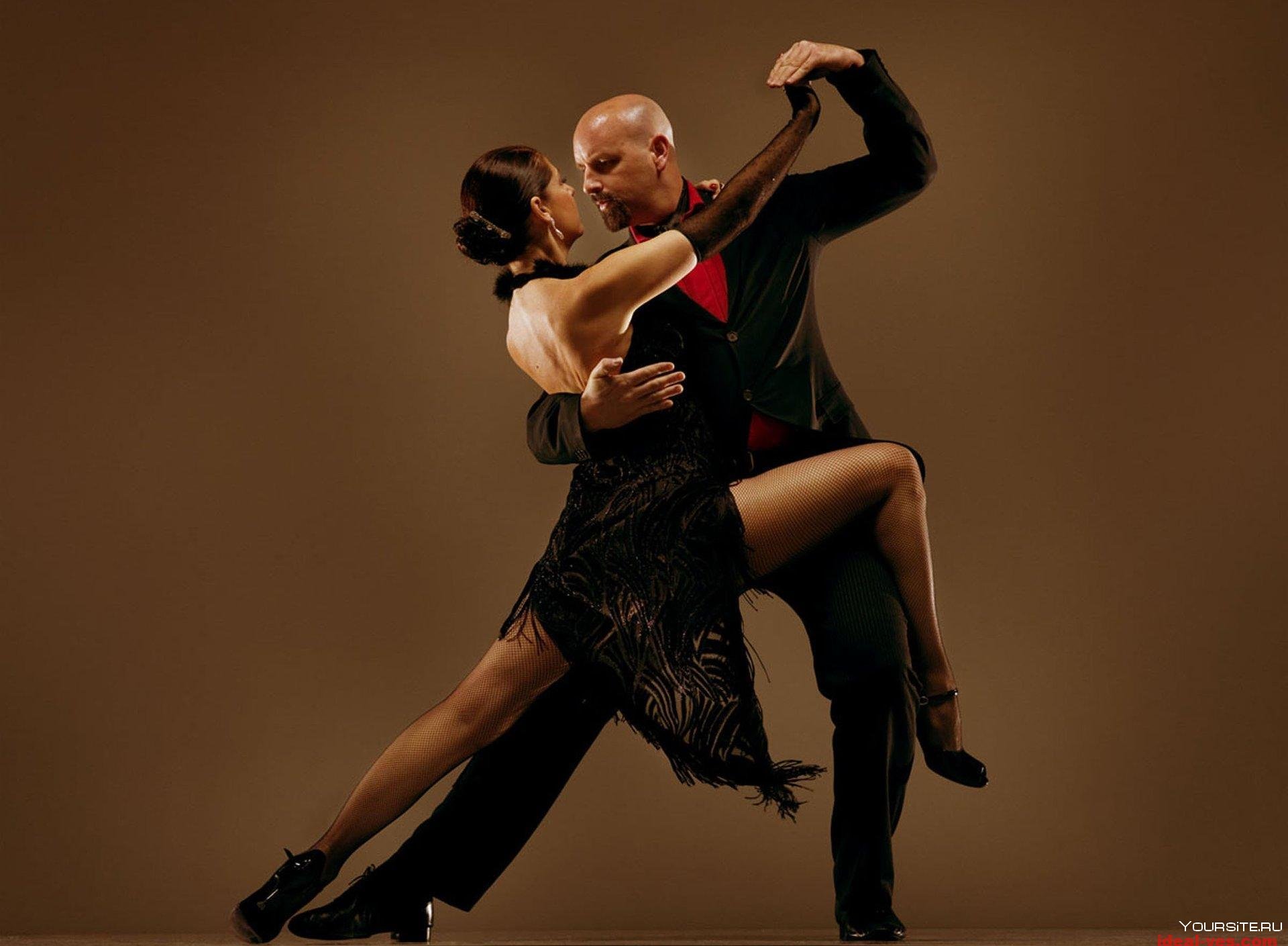 Сонник танцующие мужчины. Танго танец. Аргентинское танго. Танго Антонио Бандерас и Катя Виршилас. Танго Аргентинское кальгада.