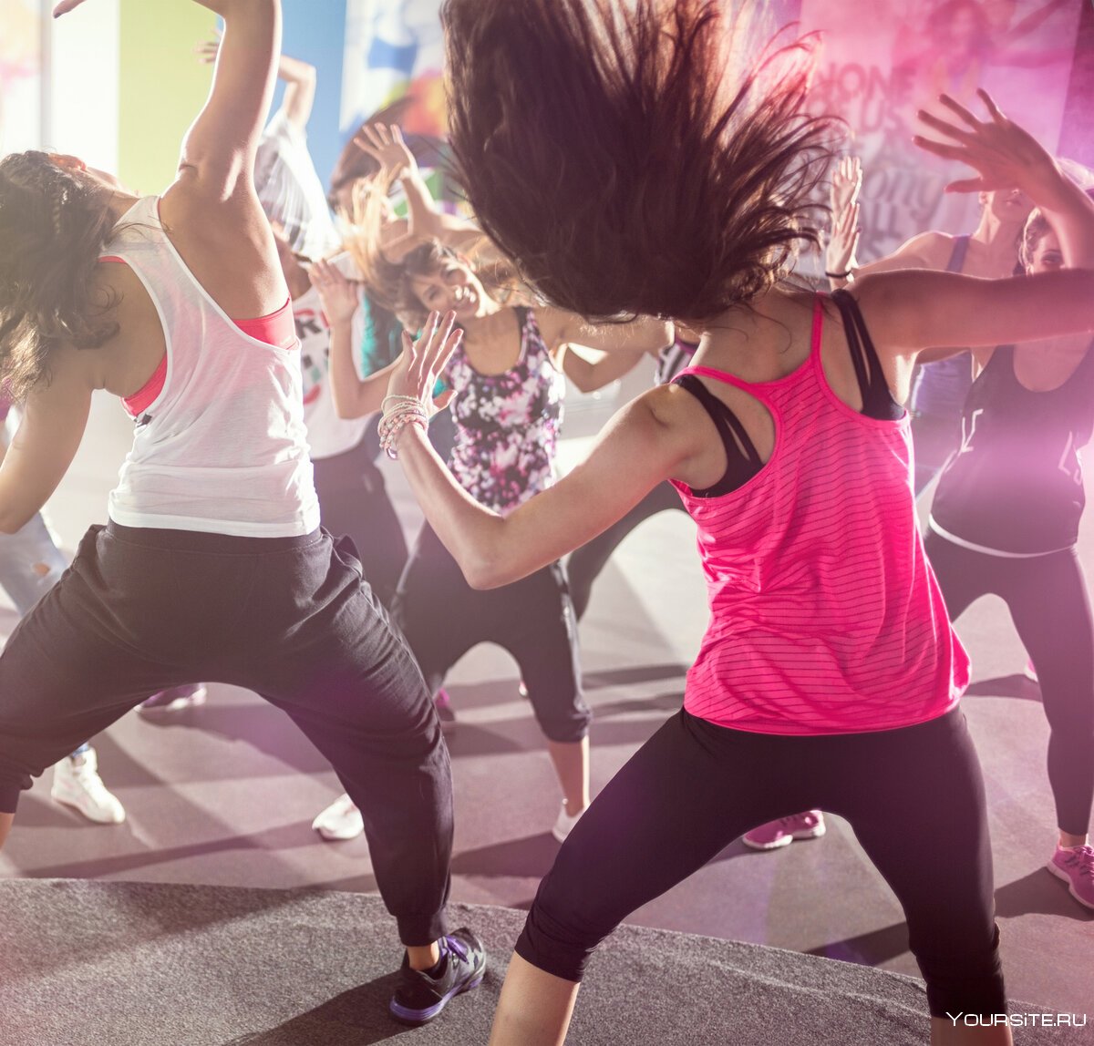 Танцы Zumba Fitness