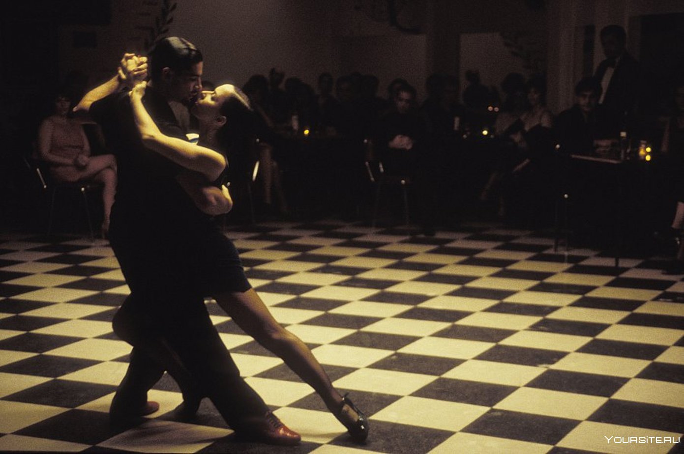 Песня под медленный танец. Assassination Tango 2002. Аргентинский танцор танго. Аргентина 1950 танго.