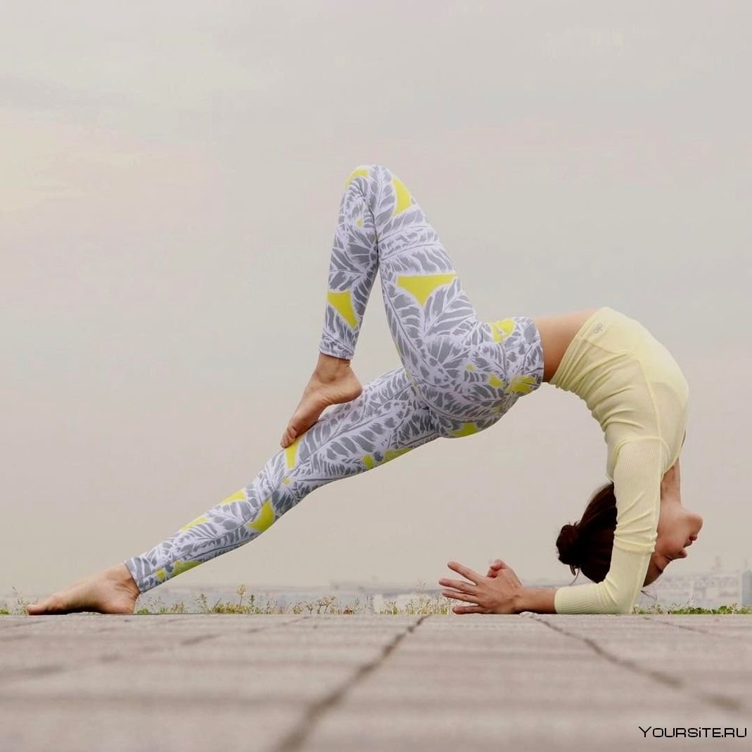 Лёгкие гимнастические позы