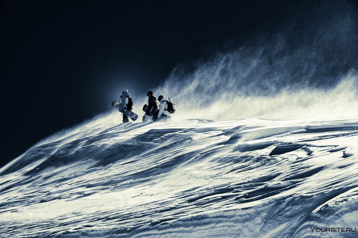 Фотообои сноубордист в горах