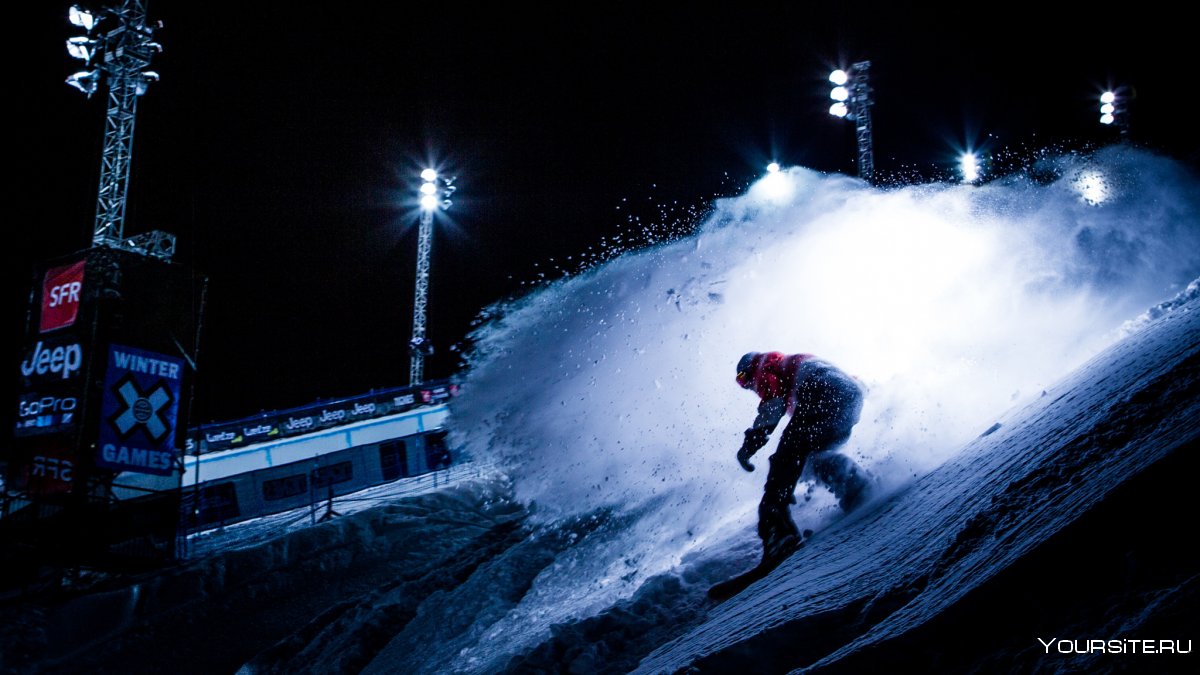 Ночное катание на горных лыжах