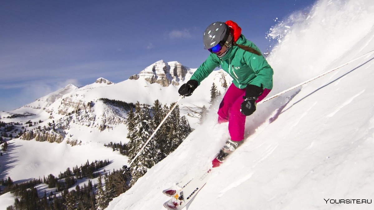 Сноубордист на вершине горы фото профессиональные