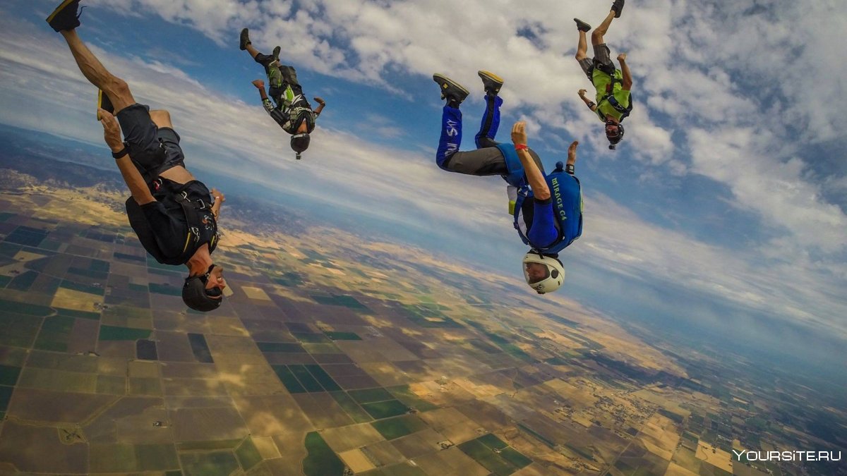 GOPRO С парашютом