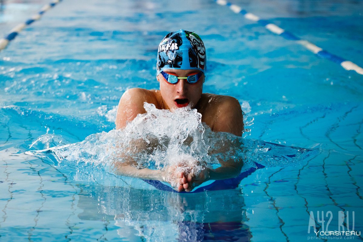 Диана Гомес swimming Breaststroke