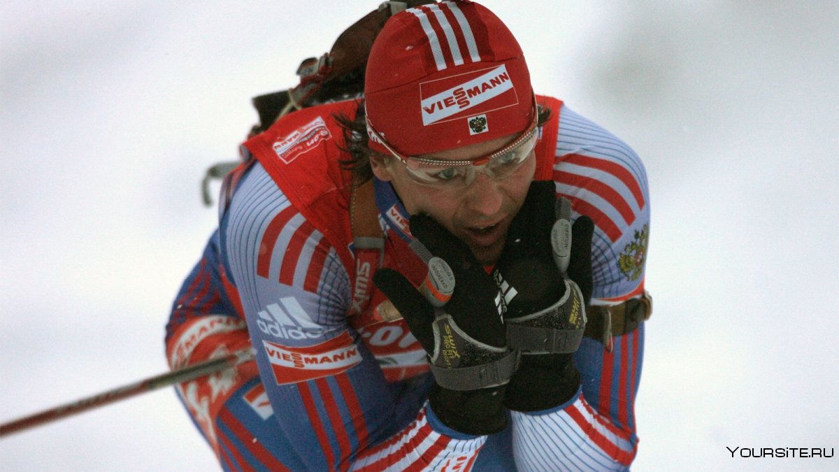 Российский биатлонист Эдуард Латыпов