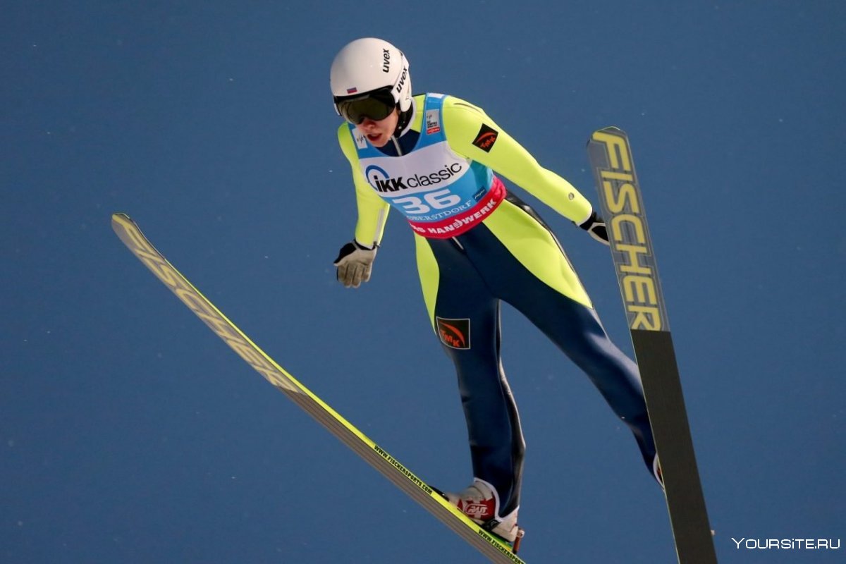 Иванов Артем прыжки на лыжах с трамплина