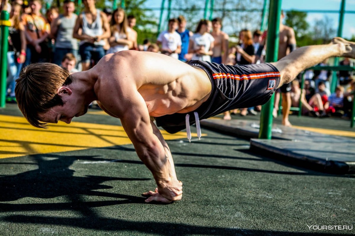 Стрит воркаут Горизонт