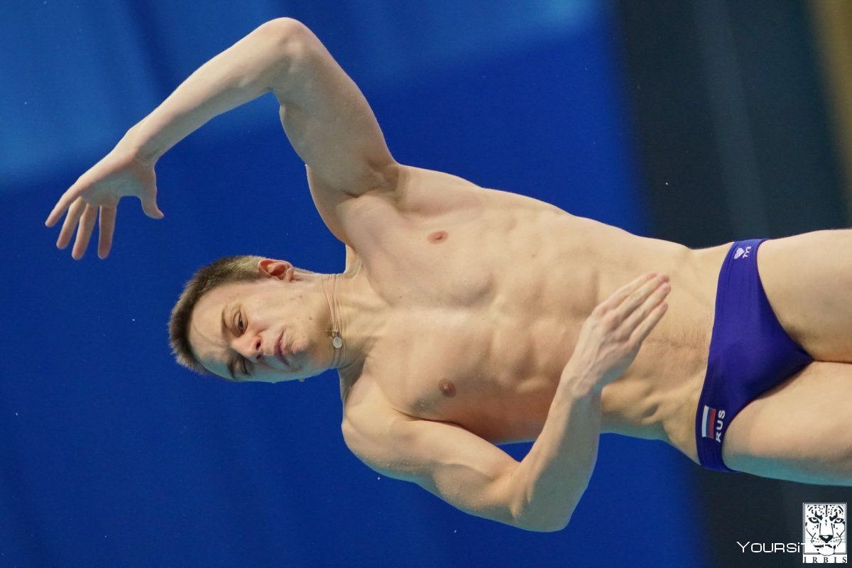 Никита Николаев прыжки в воду