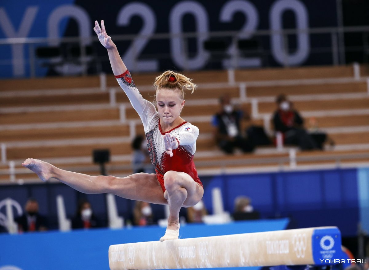 Симона Байлз спортивная гимнастика олимпиада 2021