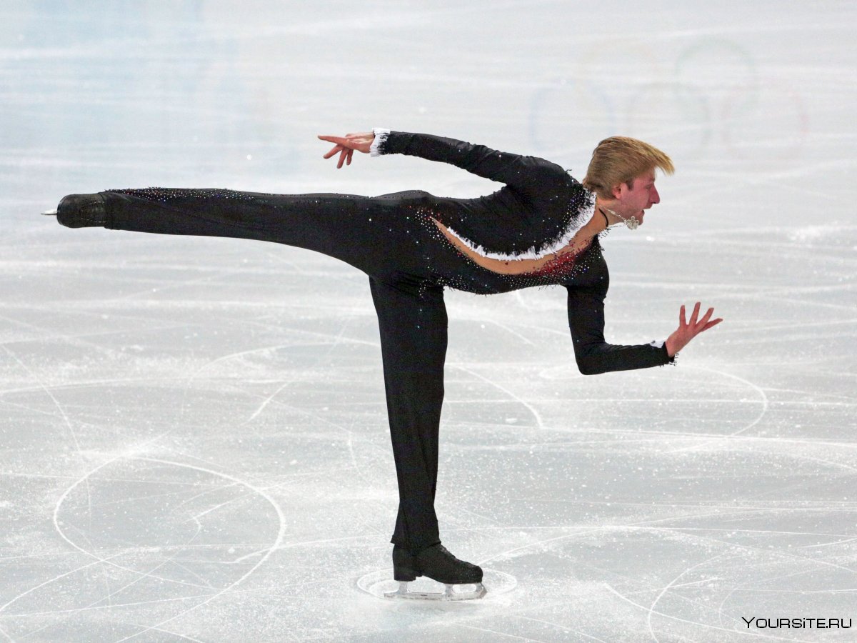 Евгений Плющенко фото на льду