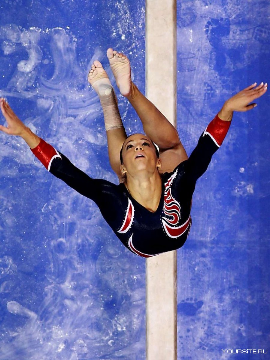 Alicia Sacramone гимнастика Beam