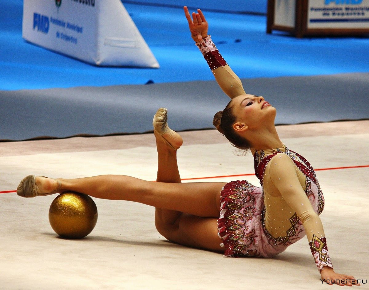 Яна Кудрявцева гимнастка