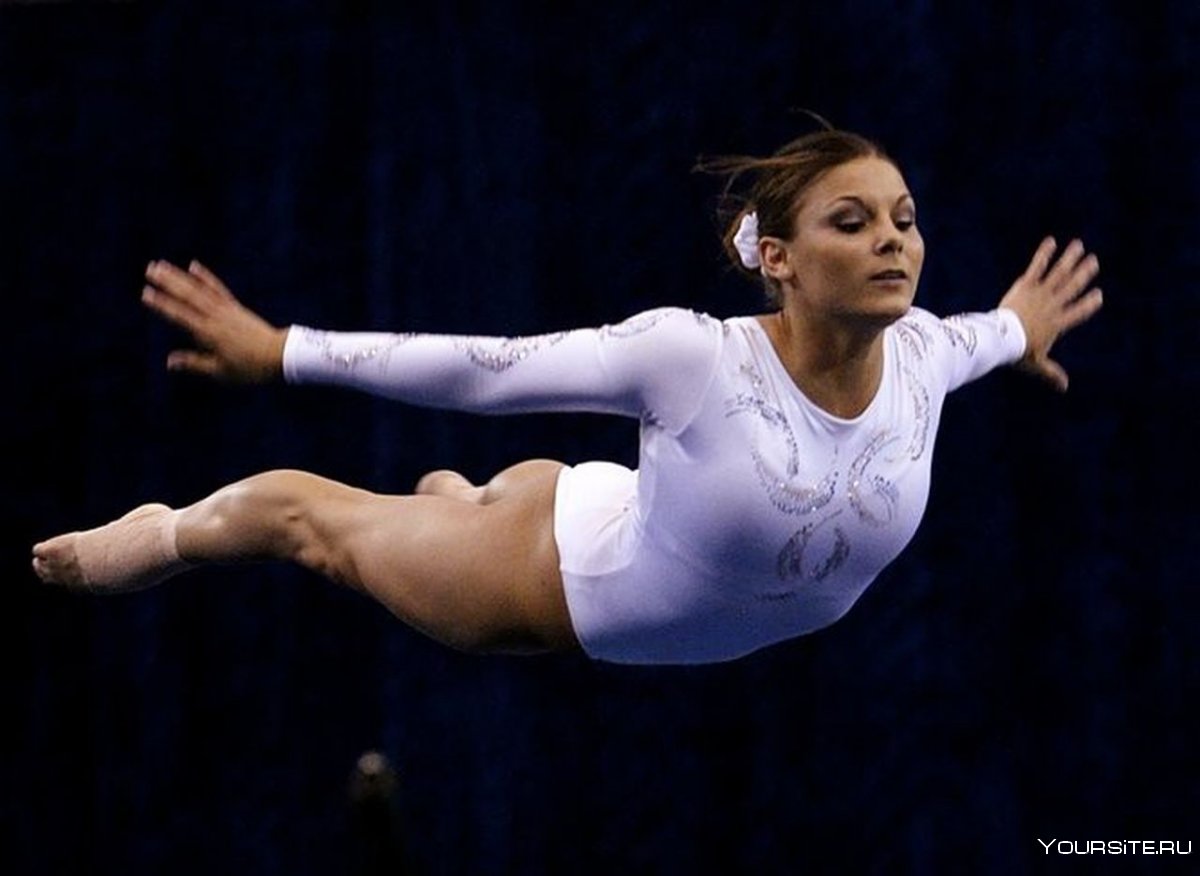Американская гимнастка Габриэль Дуглас