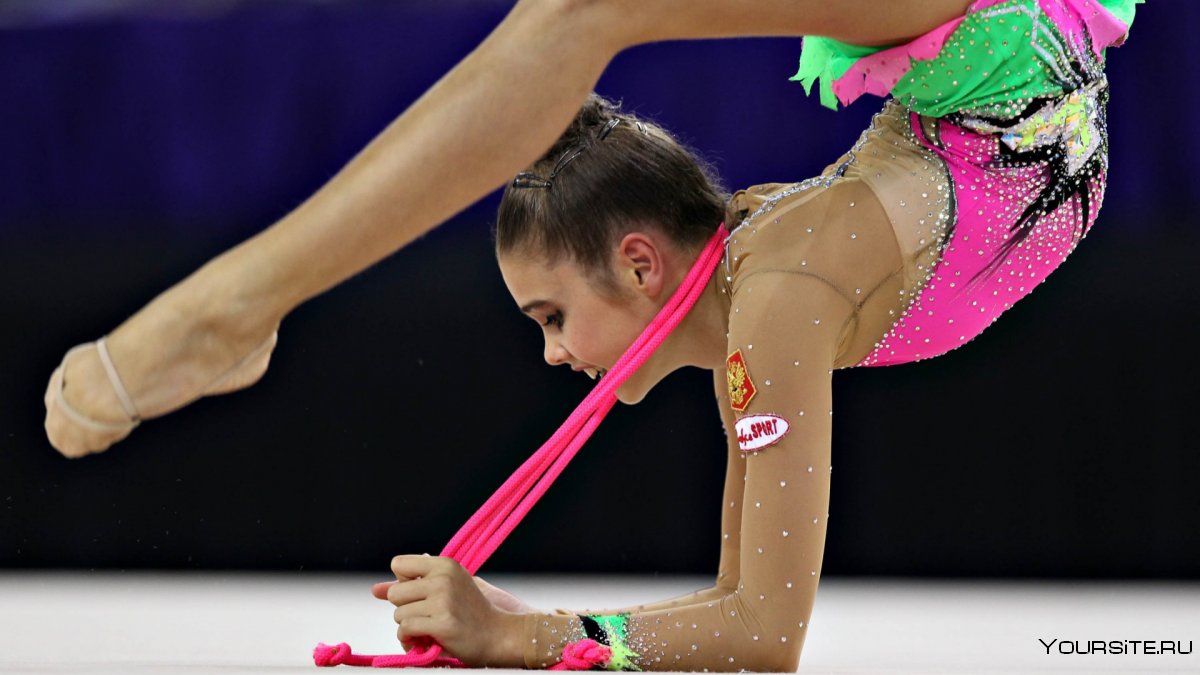 Яна Танкеева художественная гимнастика