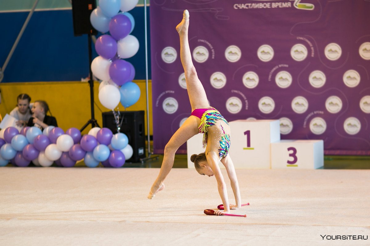 Художественная гимнастика женщины