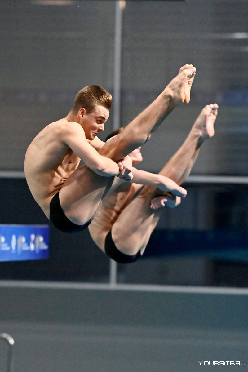 Спортивные прыжки в воду