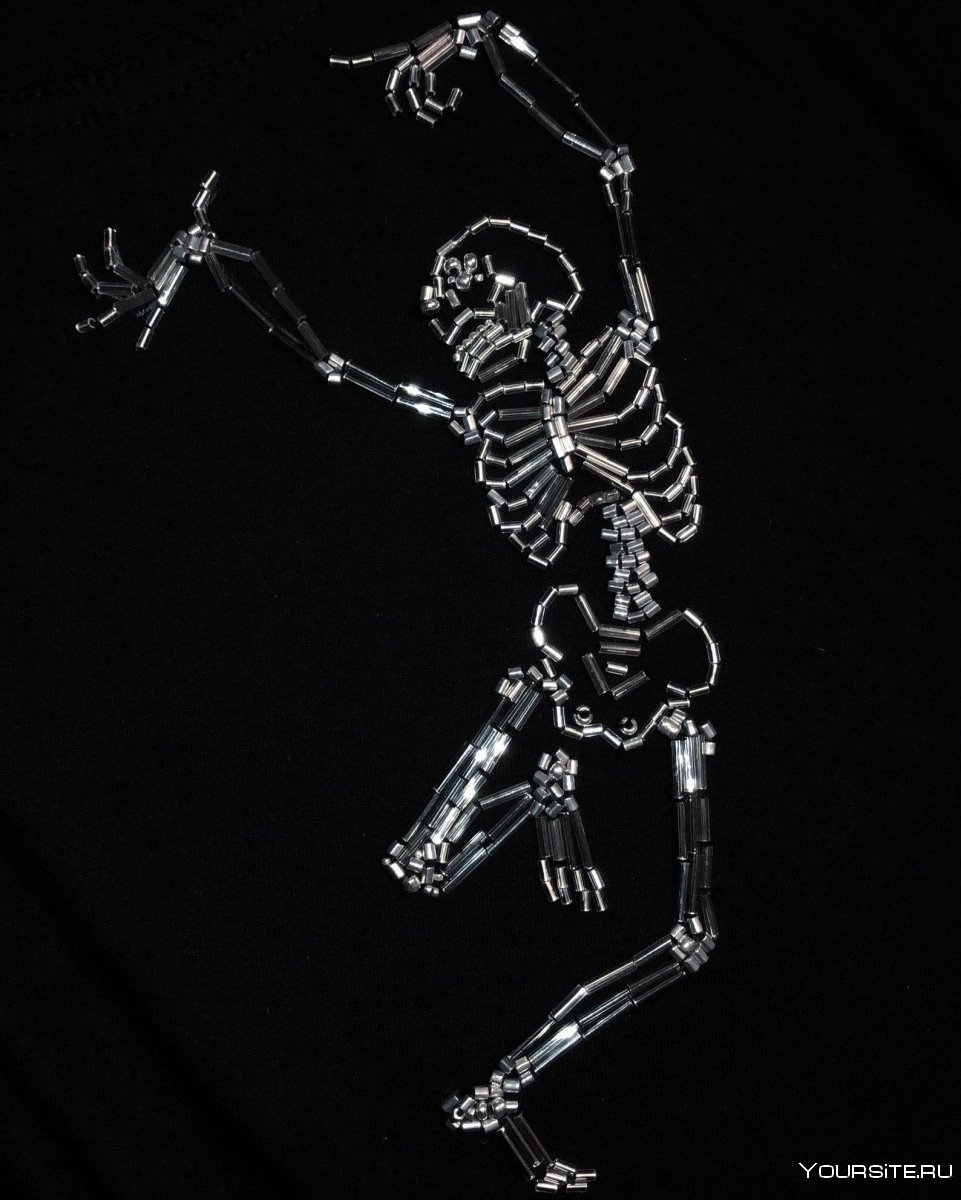 Скелет человека лежа