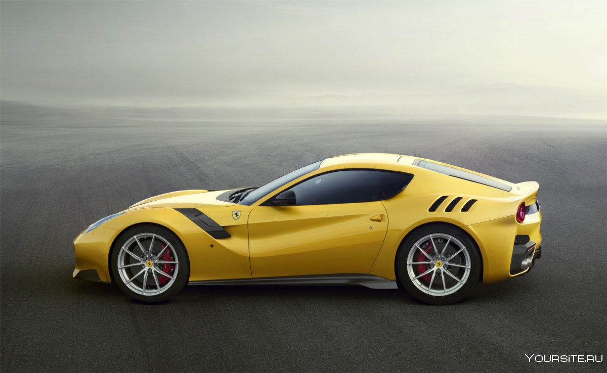 Ferrari f12 желтая