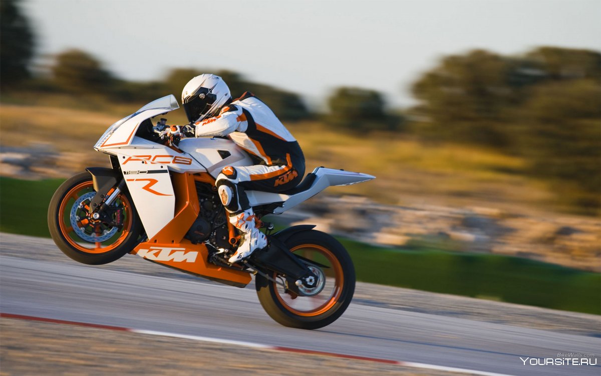 KTM rc8