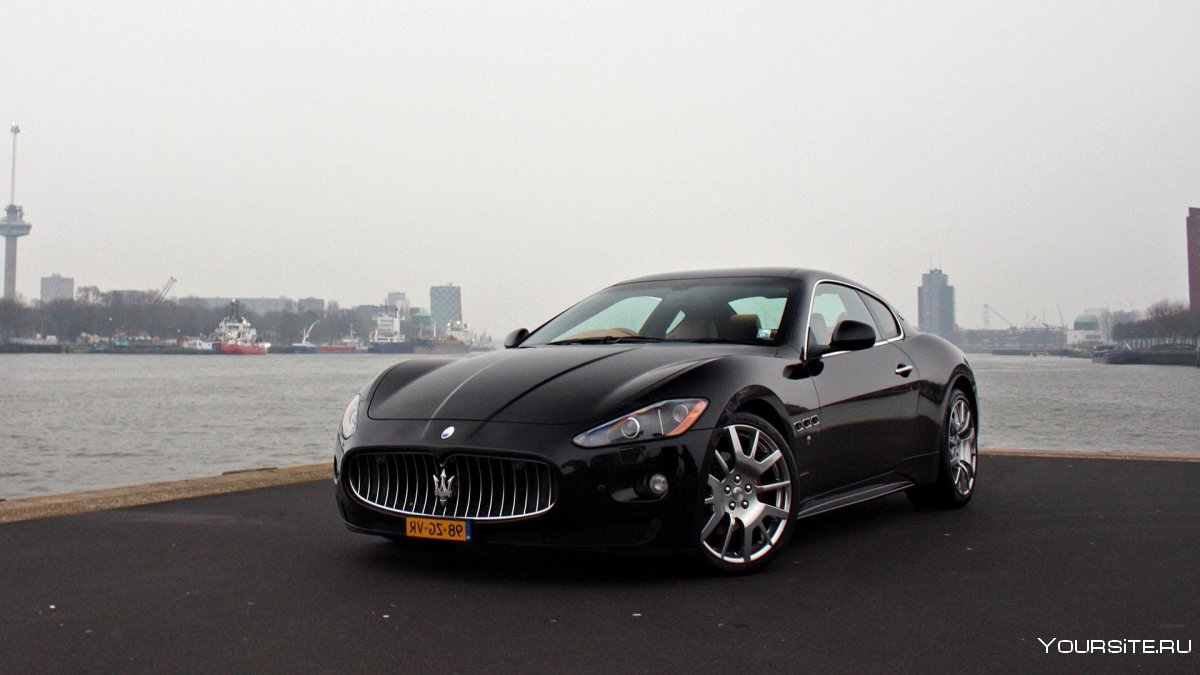 Maserati GRANTURISMO Black