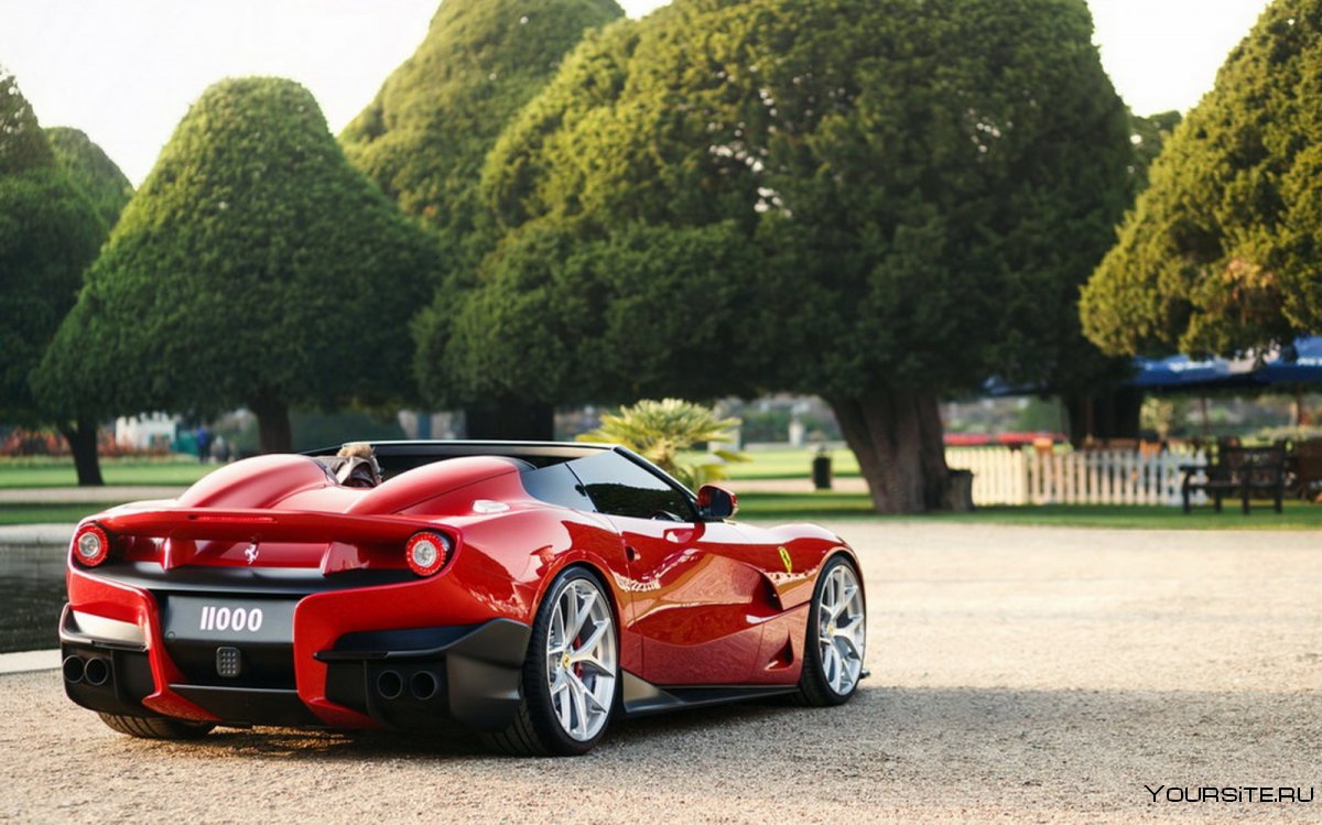 Ferrari f12 Berlinetta TRS