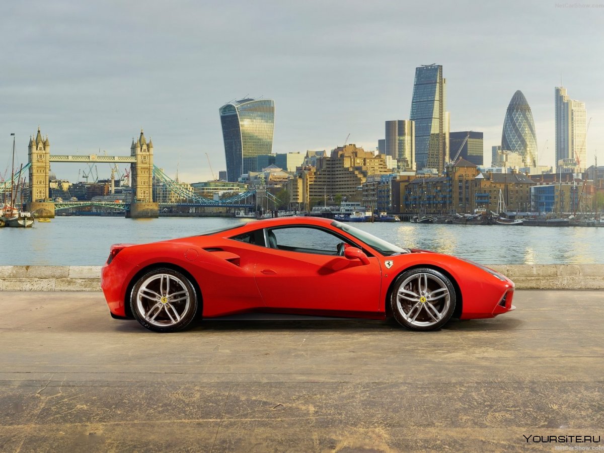 Машина Ferrari 488 GTB