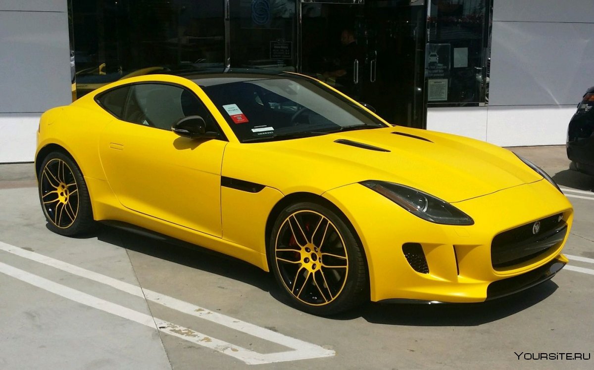 Jaguar f Type Yellow