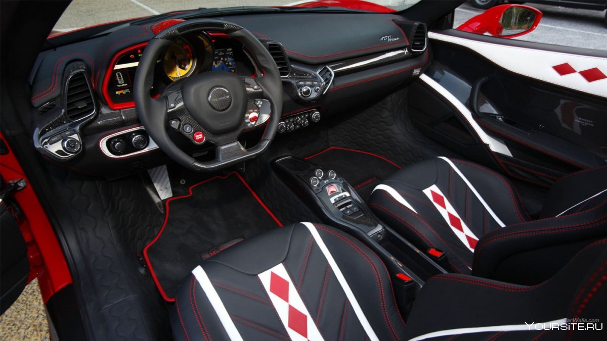 Ferrari 458 Spider салон