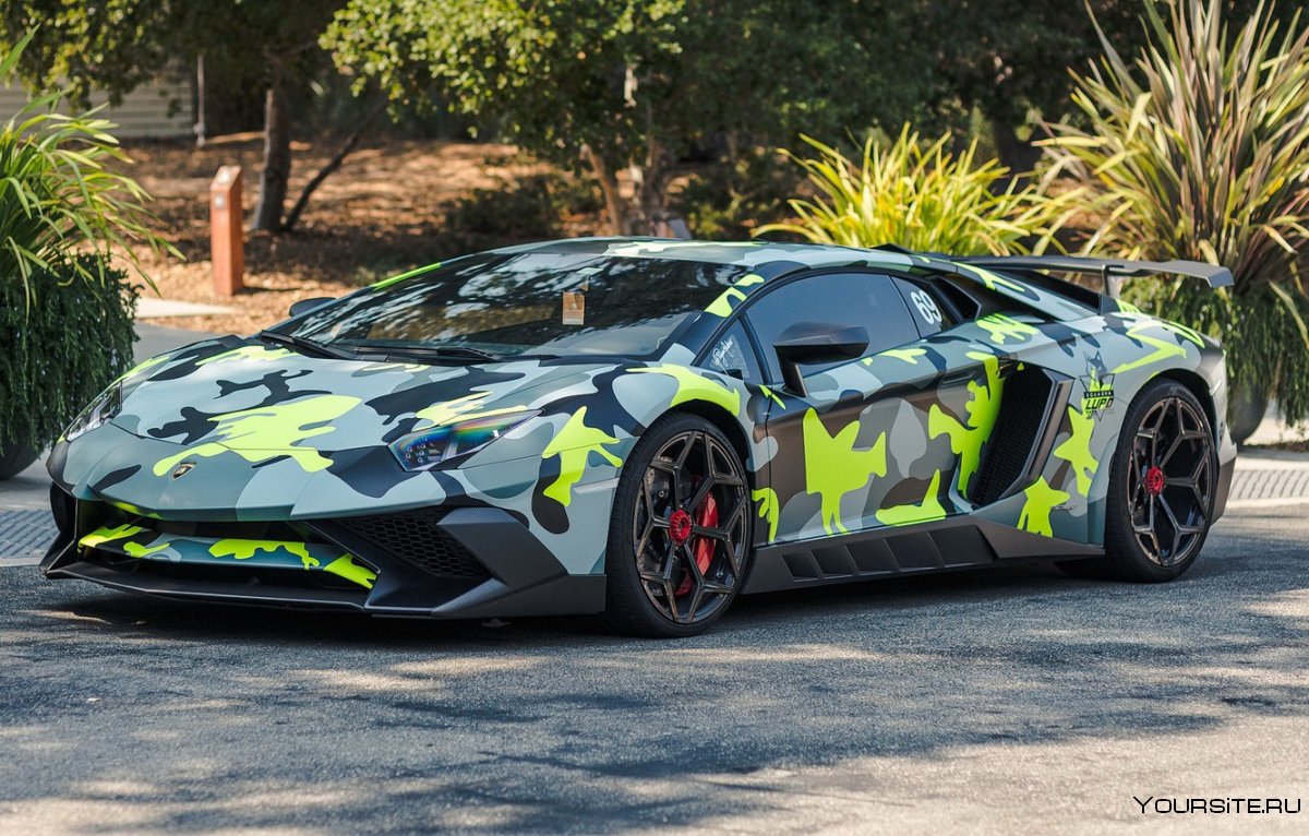Lamborghini Aventador камуфляж