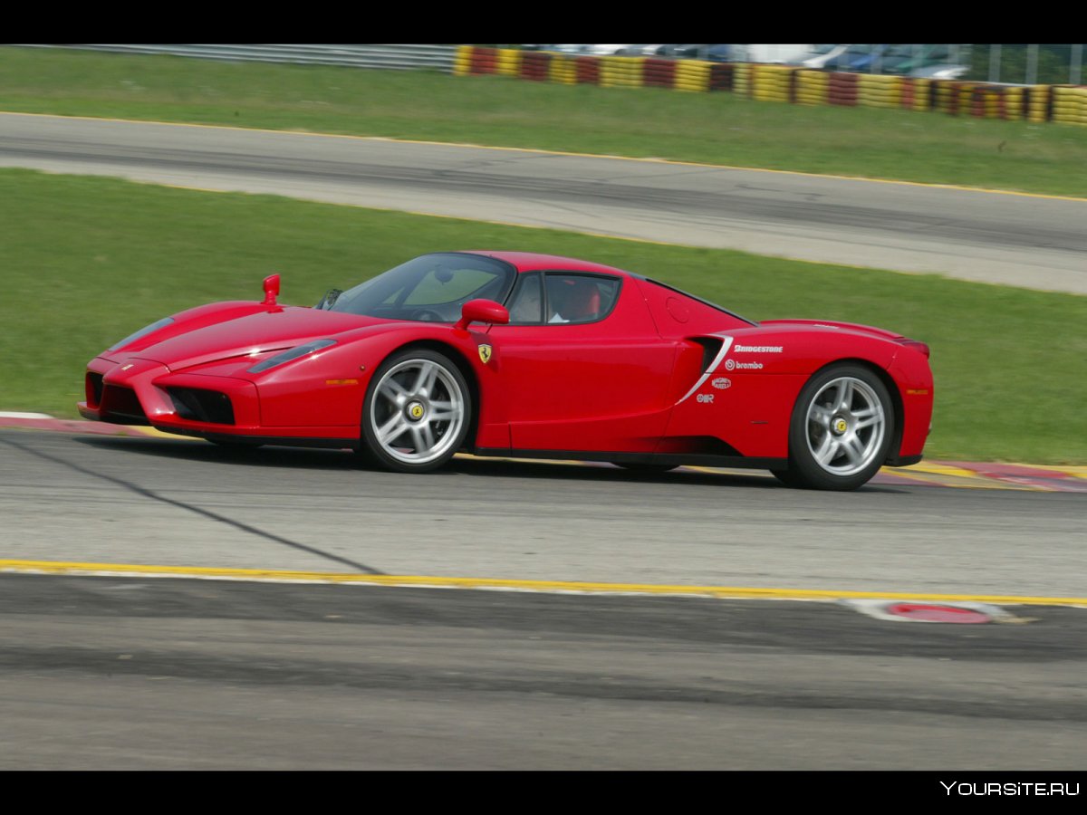 Ferrari Enzo 2016