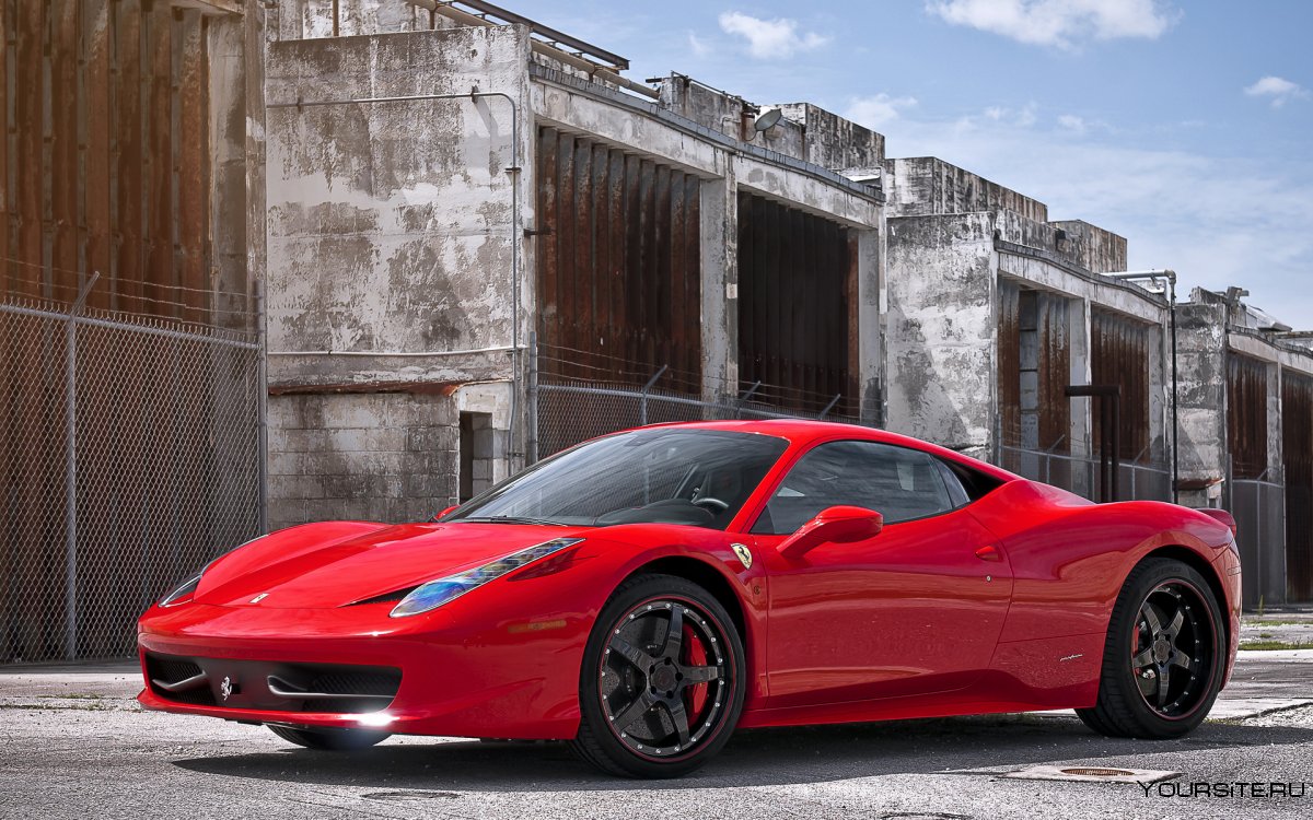 Ferrari 458 красная