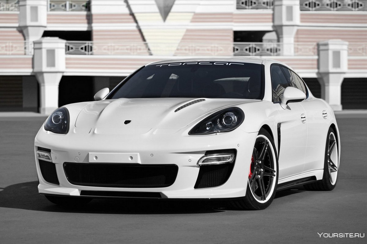 Porsche Panamera Tuning белая
