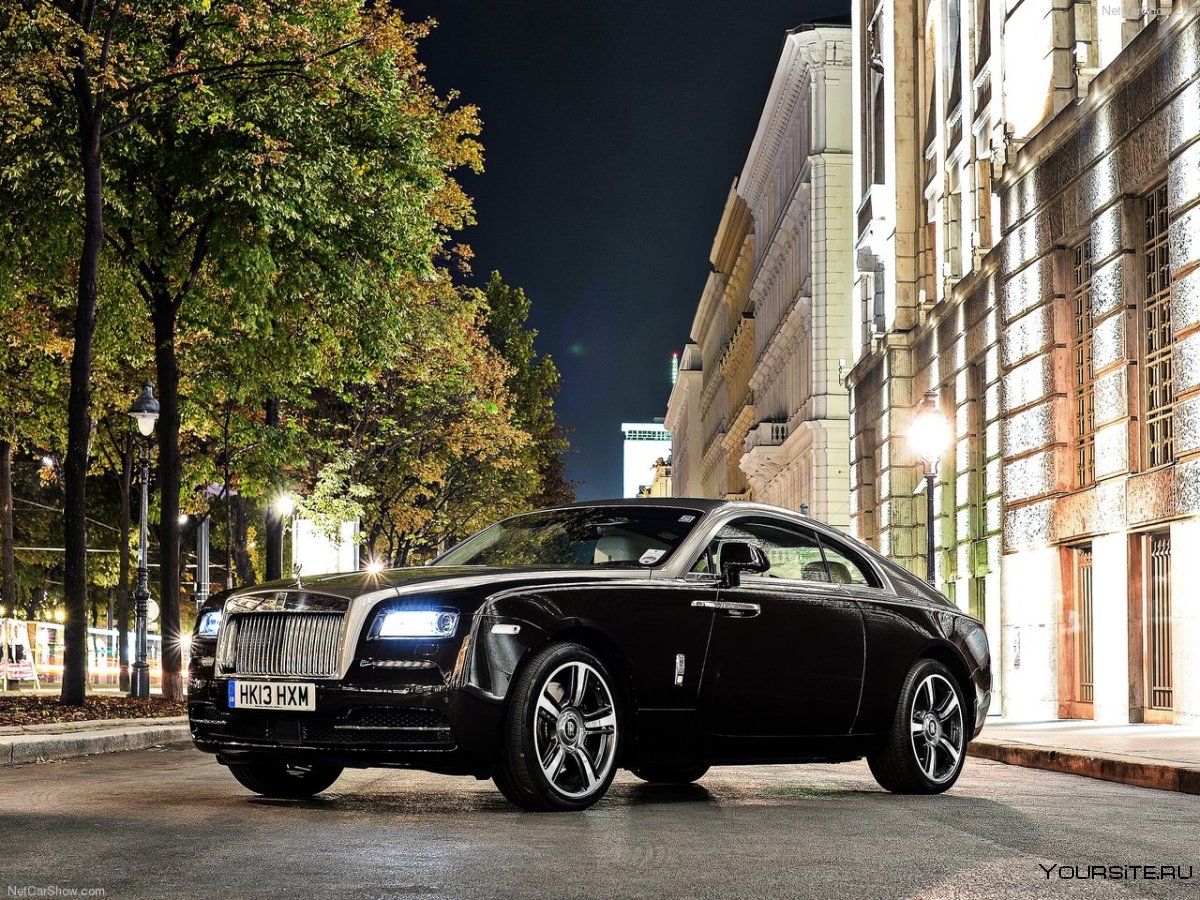 Машина Rolls Royce Wraith