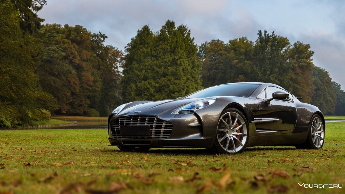 Aston Martin суперкар