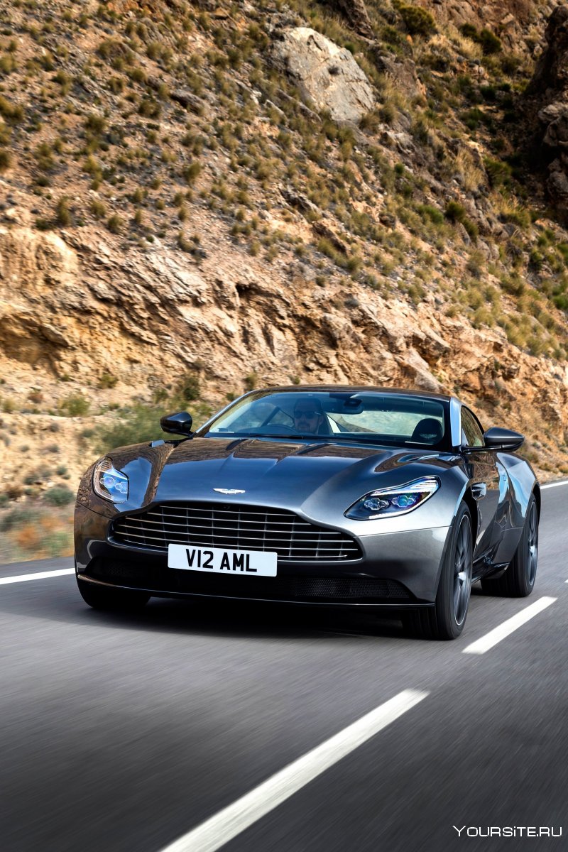 Aston Martin Vanquish 2020