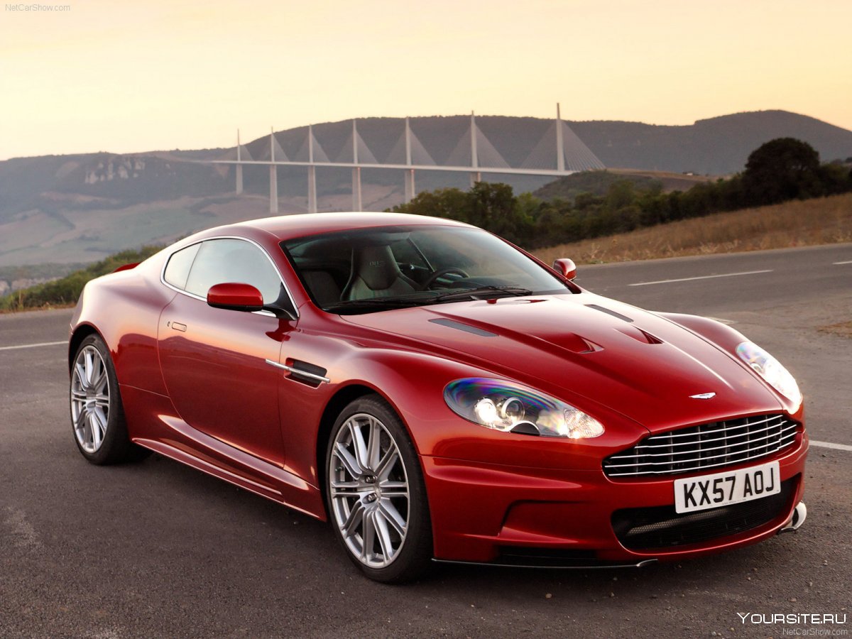 Aston Martin DBS v12