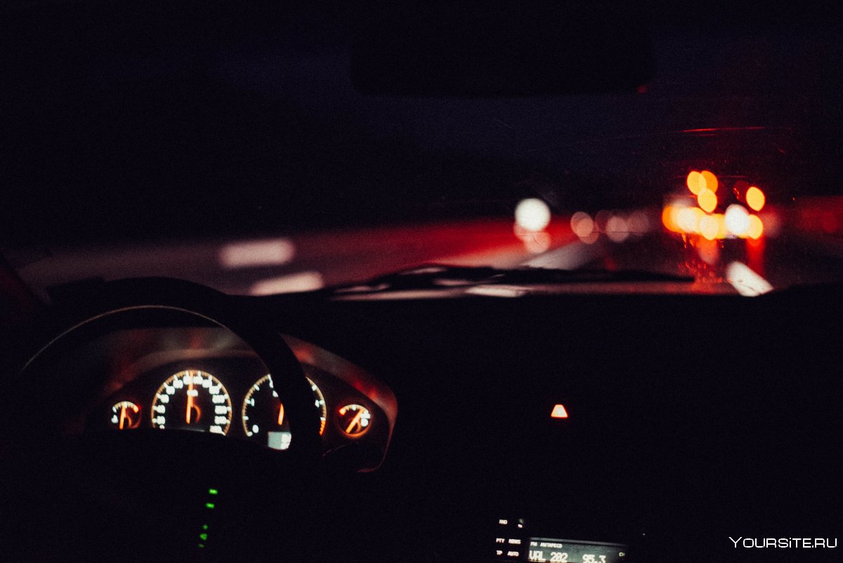 Путешествие на авто в темноте