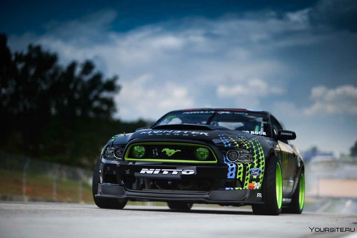 Monster Energy Ford Mustang RTR