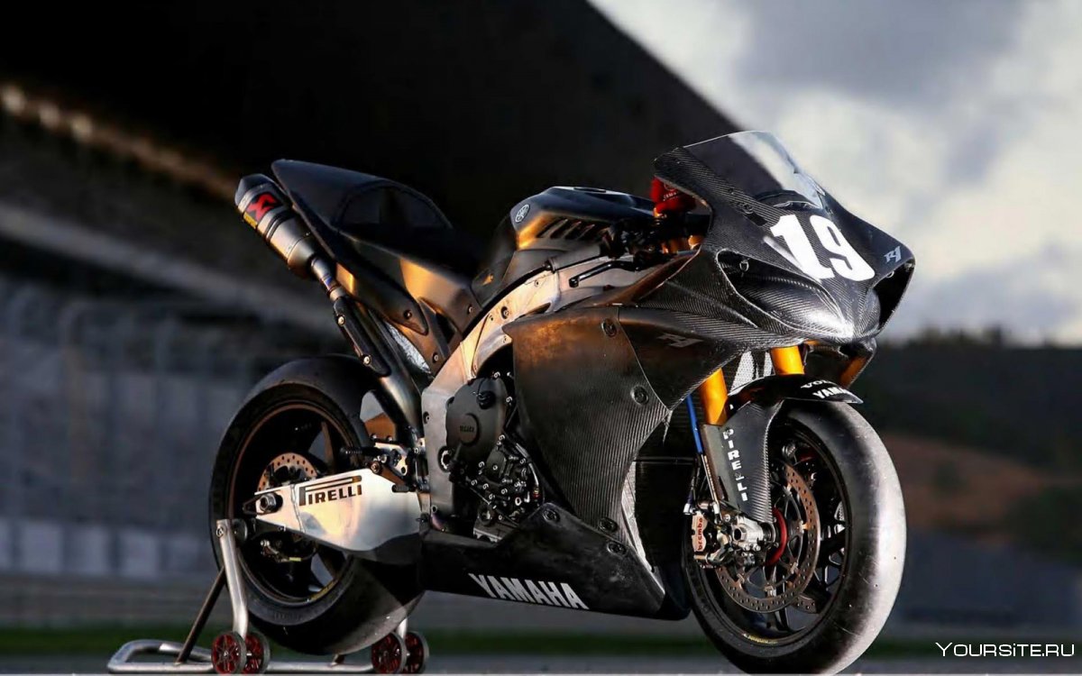 Yamaha-YZF r1 1920 1200